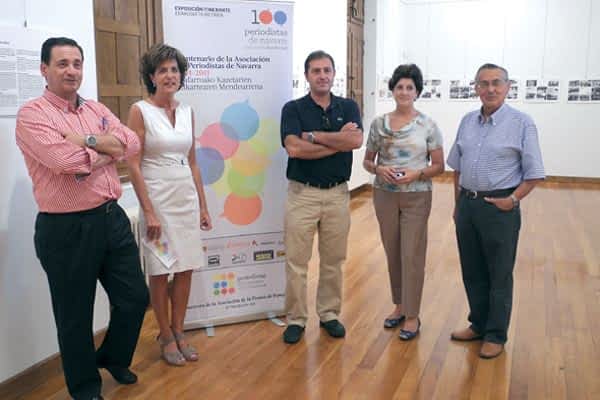 Una exposición recorre la historia de la Asociación de Periodistas de Navarra