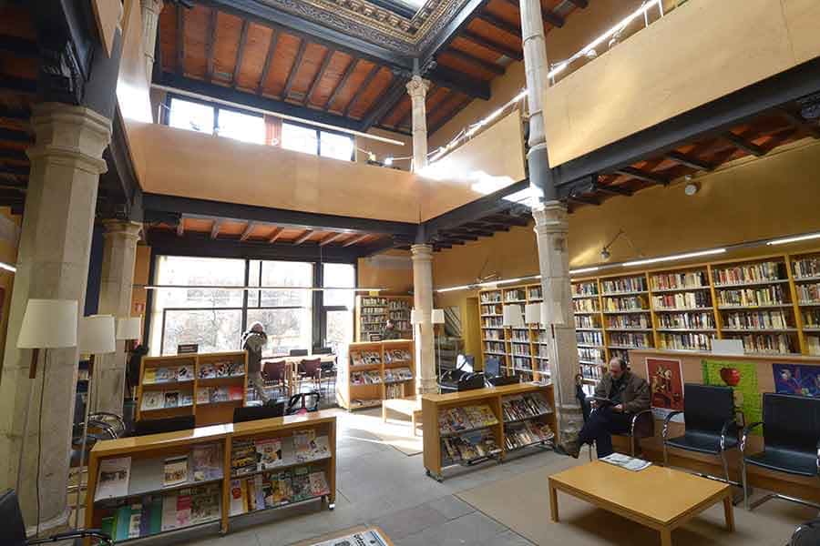 La biblioteca en NÚMEROS