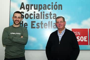 PRIMER PLANO - Jorge Crespo e Ignacio Sanz de Galdeano - Cambio de vara de mando en el PSN de Estella