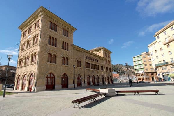 El Ayuntamiento cede un bajo de la estación al Consorcio Turístico