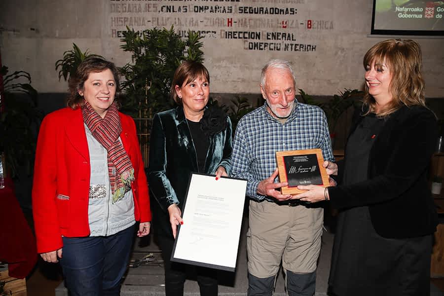 El científico Adolfo Eraso recogió el Premio Francisco de Javier 2018