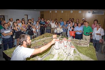 Éxito de acogida de la maqueta del burgo de San Martín y el castillo Mayor