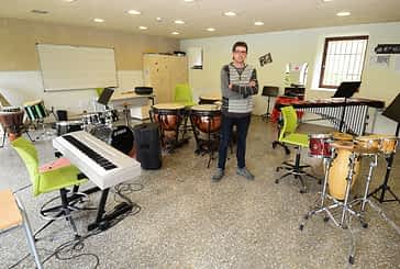 PRIMER PLANO - Javier Martínez - Director de la escuela de música Julián Romano - “La música es una parte fundamental de la educación”