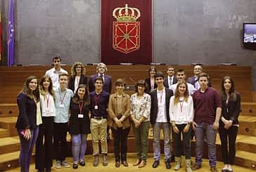 El colegio El Puy se impone en el Torneo de Debate de Bachillerato
