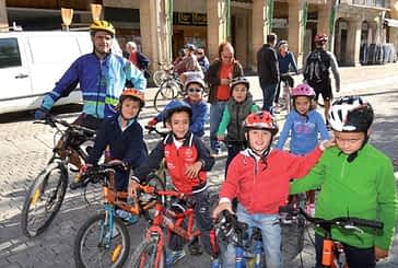 Las bicicletas toman las calles de Estella