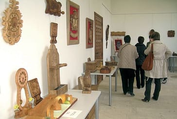 La talla de madera protagoniza la nueva muestra de la casa de cultura.