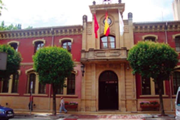 El Gobierno de Navarra reconoce un proyecto sobre corresponsabilidad  del Ayuntamiento de Estella