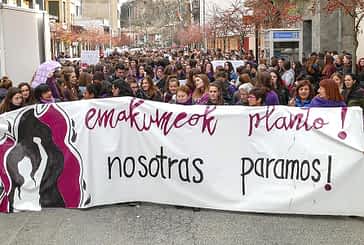 Multitudinaria manifestación del 8 de marzo en Estella