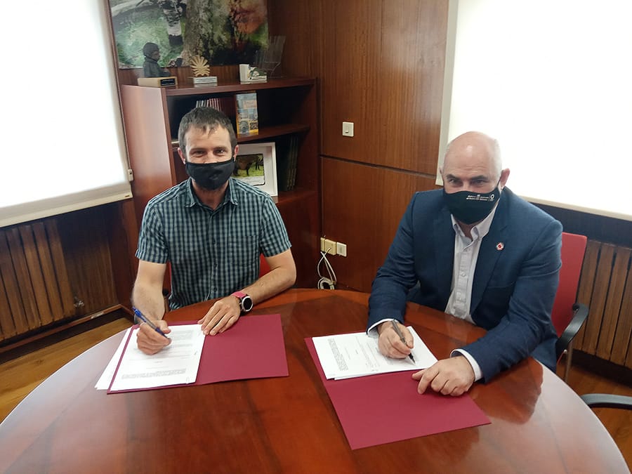 Ayuntamiento y Gobierno de Navarra firman un convenio para regenerar el casco histórico de Estella
