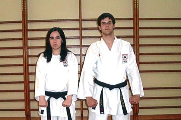 Dos nuevos cinturones negros para alumnos de Karate El Puy