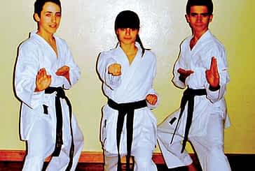 Iñigo Partenáin, Jon Napal y Maite Basterra, nuevos cinturones negros de karate