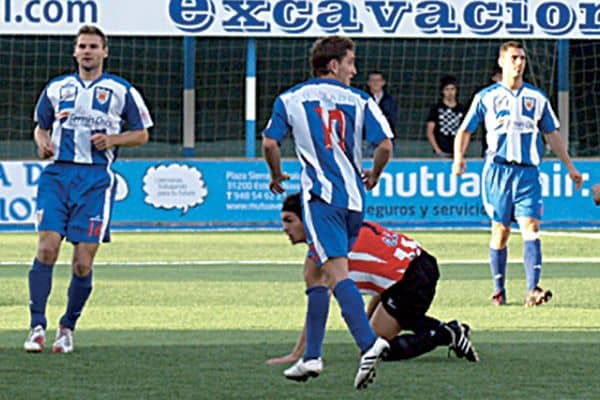 C.D. Izarra ganó 2-0 al Guijuelo