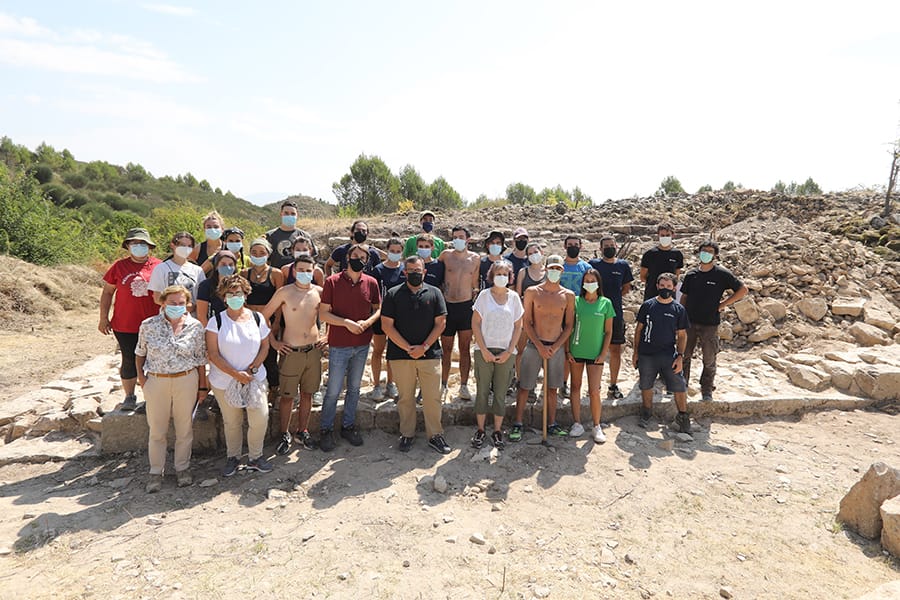 Trabajos de voluntariado en las excavaciones del Monasterio de Bargota de Mañeru