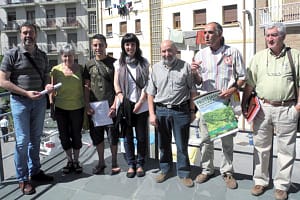 IMAGEN DE ARCHIVO. Representantes de algunas de las ONG´s de Tierra Estella organizadoras de la Semana de la Solidaridad. Tomada tras una rueda de prensa este verano