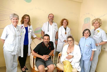 El Hospital García Orcoyen, reconocido por sus prácticas de apoyo a la lactancia