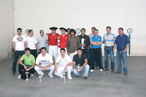 Finales del  Campeonato  de Paleta Goma  de Arellano