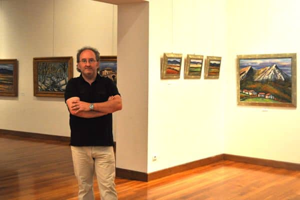 La casa de cultura acogió una treintena de cuadros de Juan Carlos Pikabea