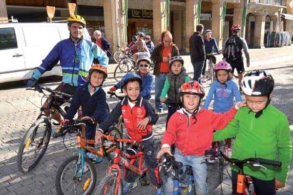 Las bicicletas toman las calles de Estella
