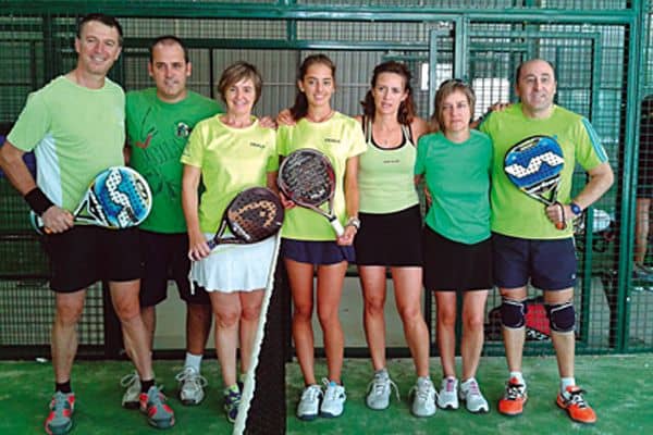 El equipo verde gana el III Torneo Arcoíris de Pádel