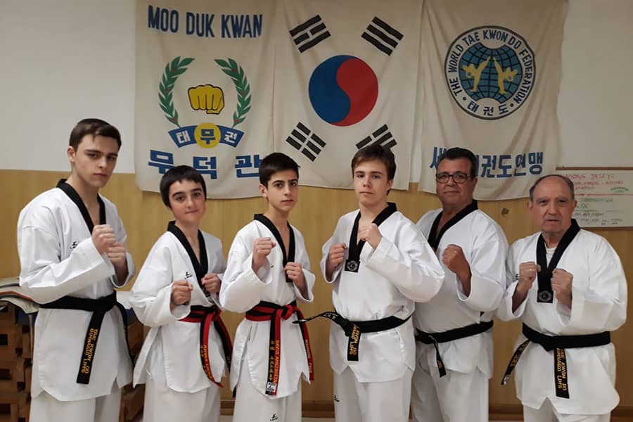 Seis alumnos del gimnasio Lim´s obtienen el grado de Cinturón Negro de Tae Kwon Do