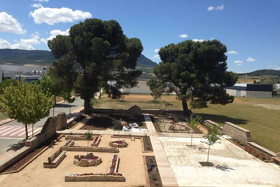 Villatuerta convierte el cementerio viejo en un ‘jardín del recuerdo’
