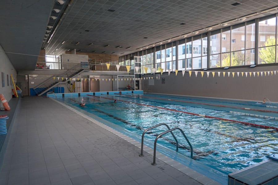 La piscina del polideportivo Tierra Estella estará cerrada el mes de agosto