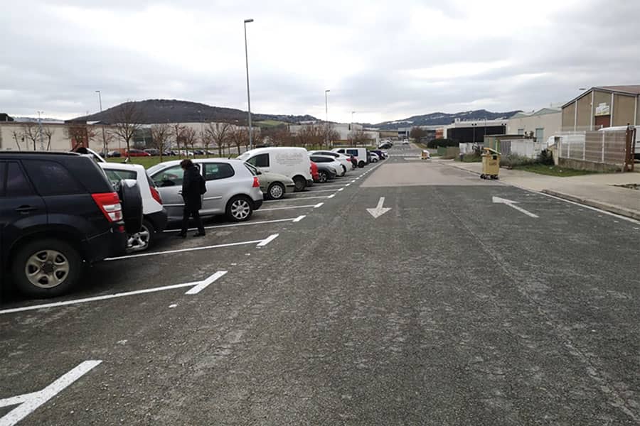 Cien nuevos aparcamientos y mayor seguridad vial en el polígono San Miguel de Villatuerta